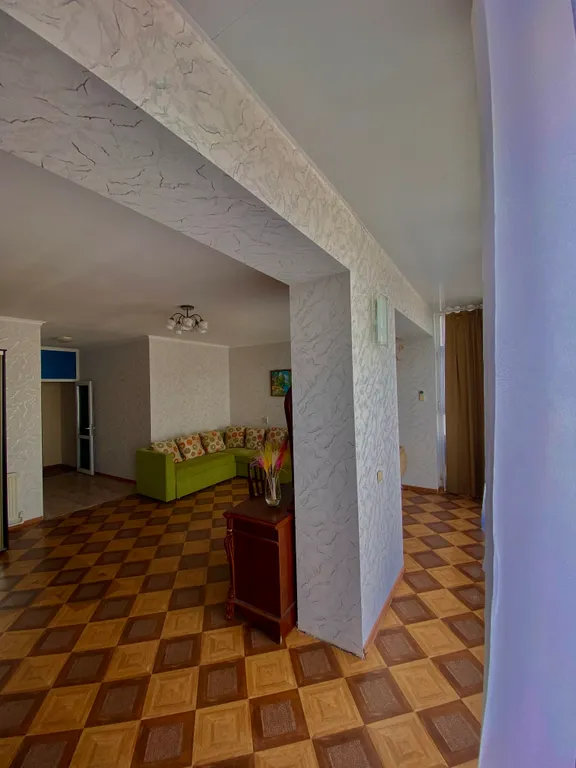 Апартаменты двухкомнатные с кухней