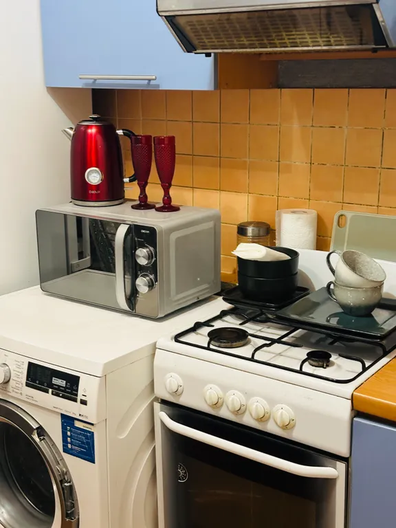 Квартира Уютная двухкомнатная квартира возле метро — Москва