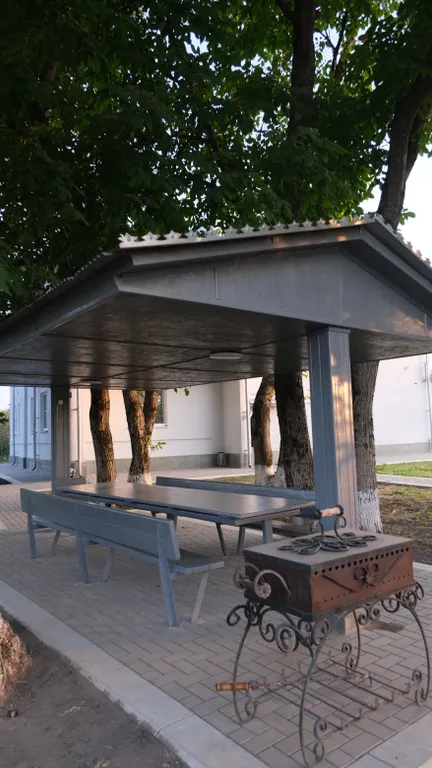 Загородный дом с бассейном