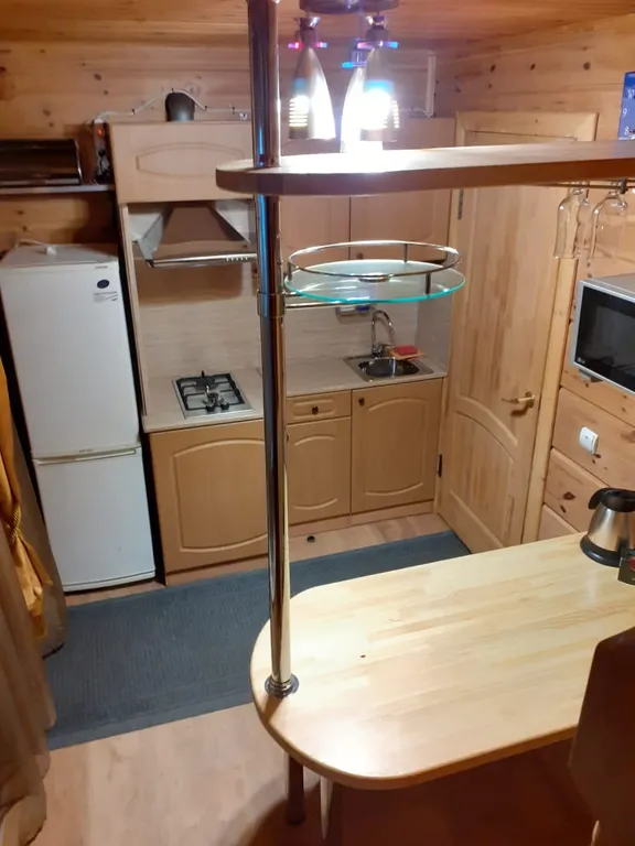 Коттедж Благоустроенный дом для двоих на берегу озера Селигер — Заборки