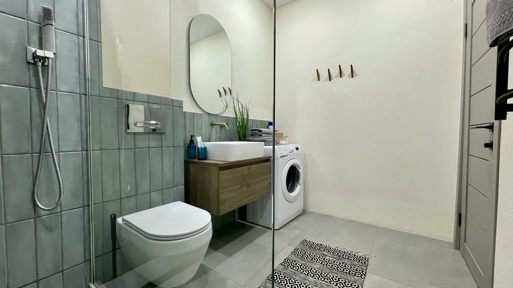 Квартира с видом на речной берег