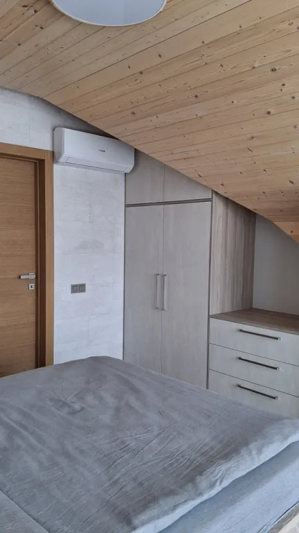 Современный дом на берегу озера в национальном парке Браславские озера