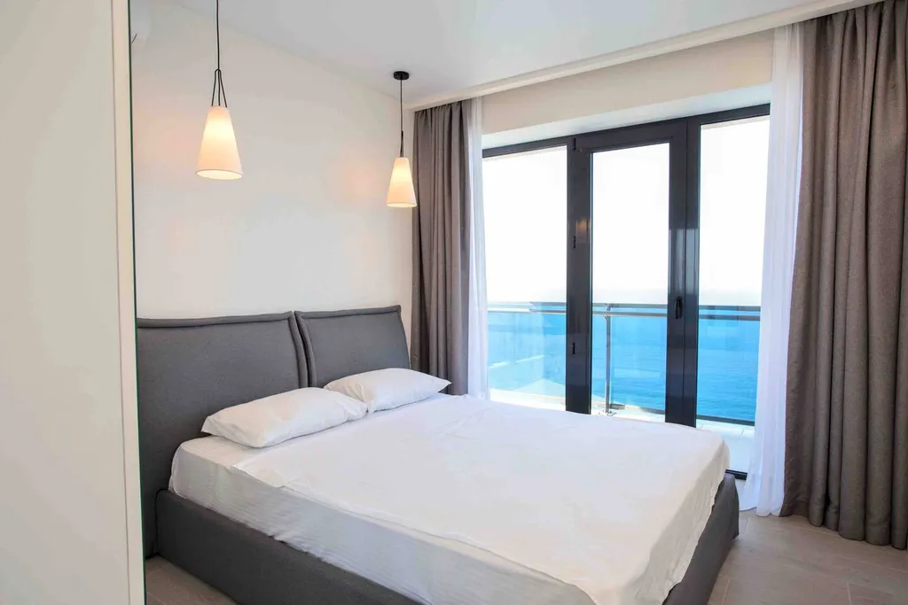 Двухкомнатные апартаменты с видом на море