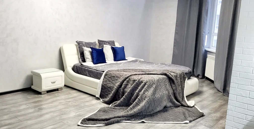 Новая, просторная квартира-студия