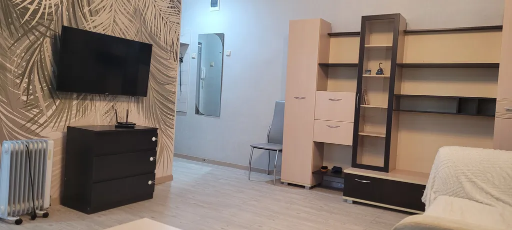 Уютная квартира — аренда посуточно в Мирный