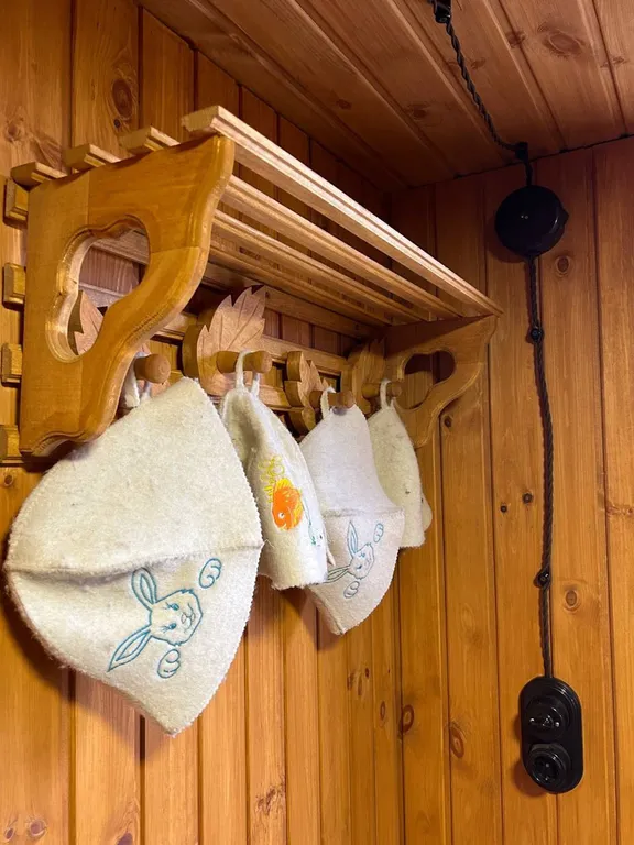 Просторный дом Барн-хаус с русской баней и беседкой с мангальной зоной