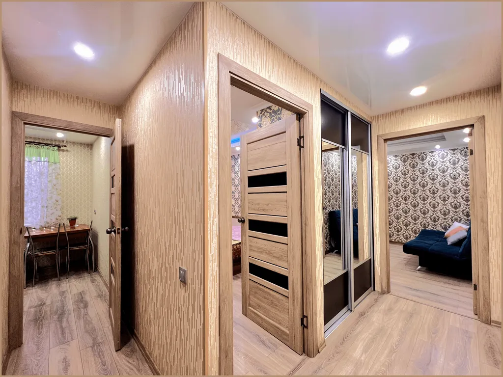 АПАРТЫ 51 для большой компании "Полярный комфорт" на Кирова, 17