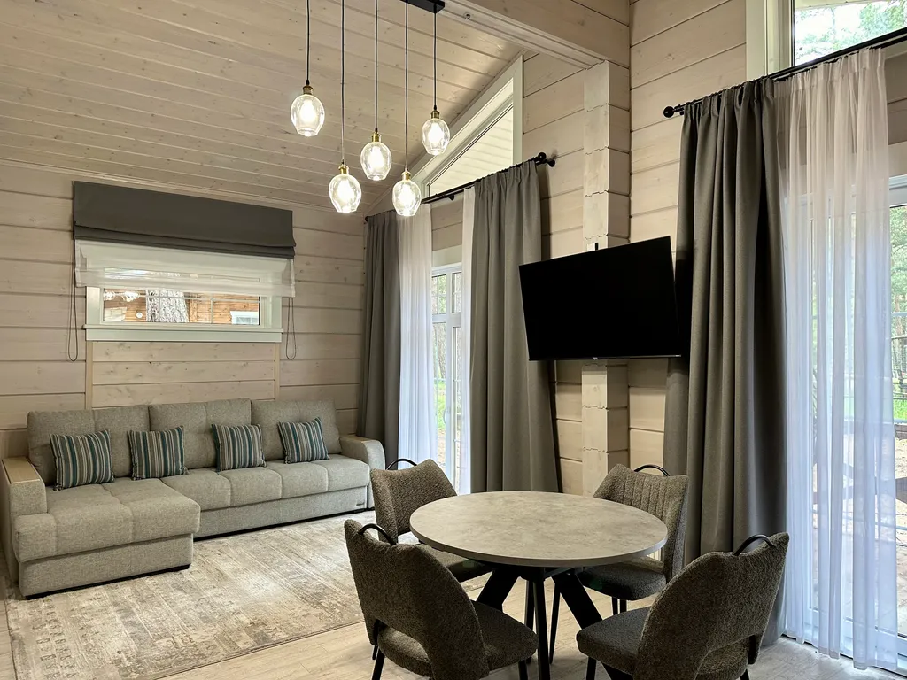 Домик из бруса в сосновом бору