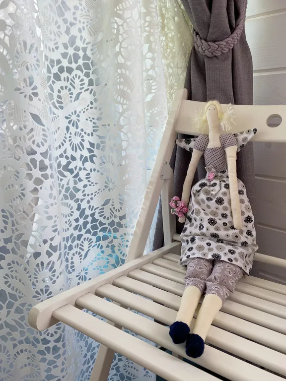 Цветочный домик с камином