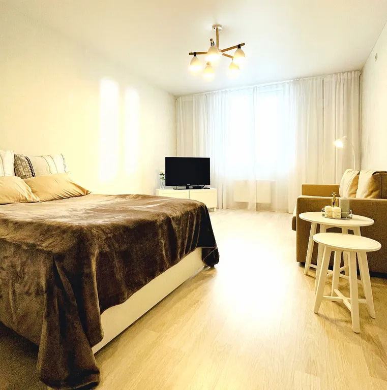 Уютная светлая квартира в центральном парке — аренда посуточно в Белгород