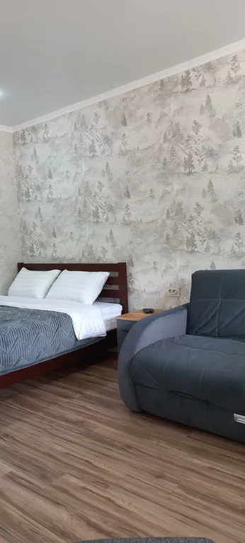 Гуамкаюг. Дом с купелью и видом на горы