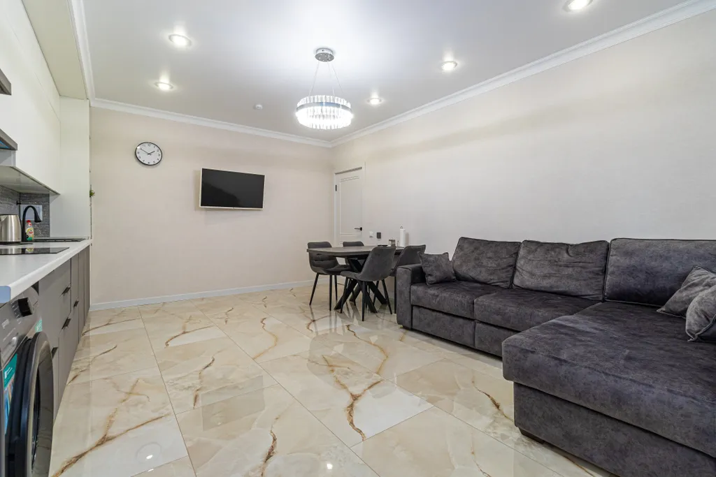 Просторная квартира в оживленном районе города