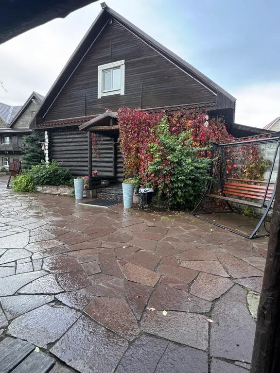 6-комнатный Дом