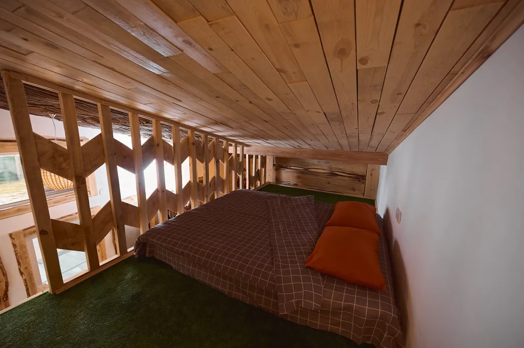 Уютный дом с баней и чаном в лесу