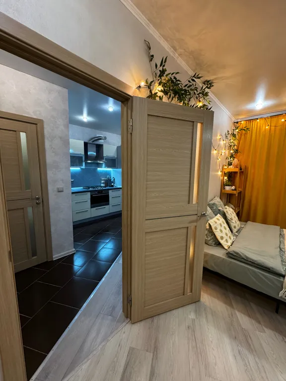 Лоза, центр, тишина