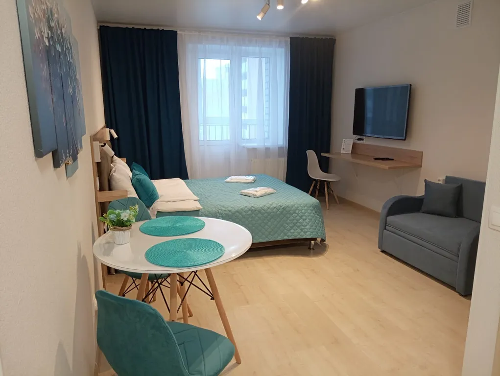 Уютная квартира-студия в новом ЖК Макаринская роща — аренда посуточно в Череповец