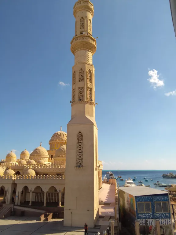 Квартира на Марине с видом на море и мечеть Эль-мина