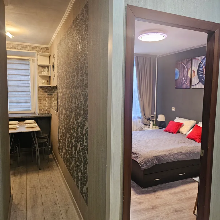 Большая, уютная двухкомнатная квартира возле пляжа