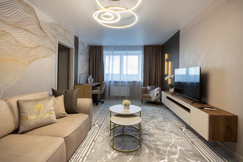 Дизайнерская трёххкомнатная квартира с панорамным видом Смоленска