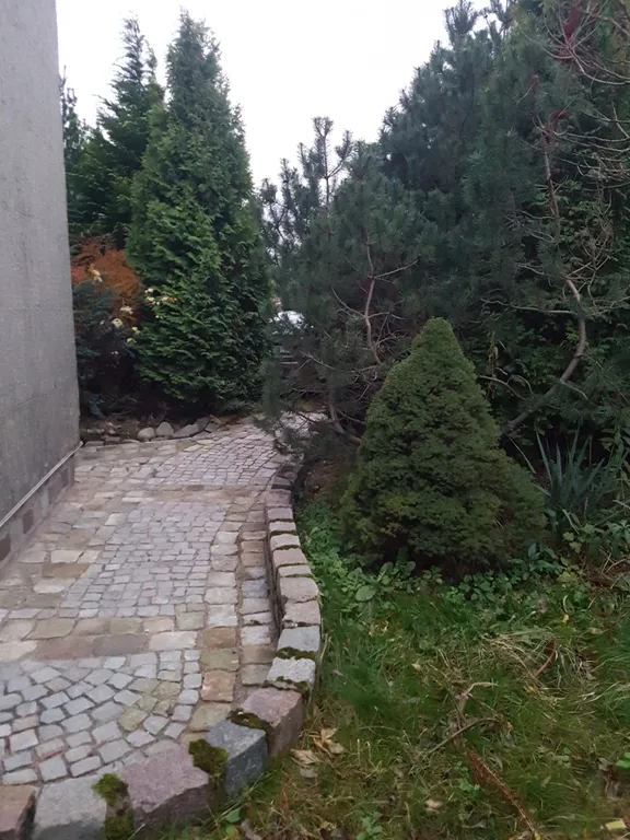 Уютный домик в зеленой зоне в центре