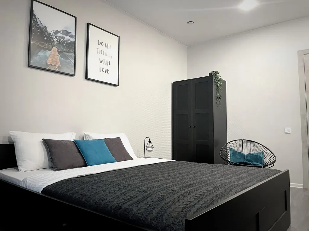 ПРОСТОРНЫЕ ДВУХКОМНАТНЫЕ АПАРТАМЕНТЫ В ЦЕНТРЕ ГОРОДА