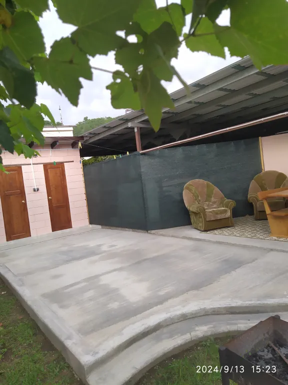 Квартира Комната с отдельным входом в частном доме — Рапица