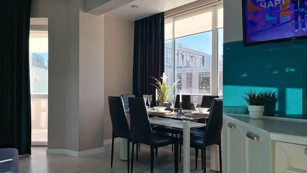 Квартира Апартаменты Grand-Marina Premier с балконом и видом на пальмовую аллею — Сочи