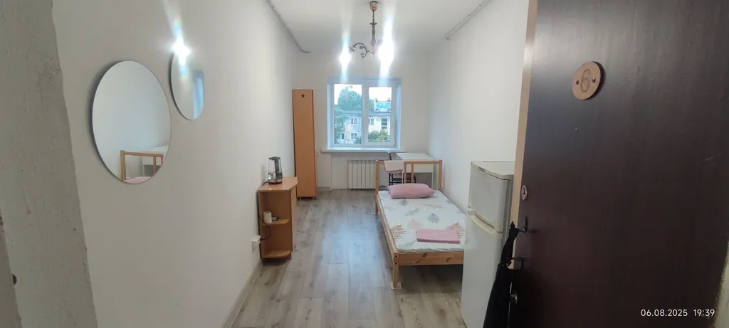 Квартира Комната в коммуналке, в центре города, свежий ремонт — аренда посуточно в Петрозаводск