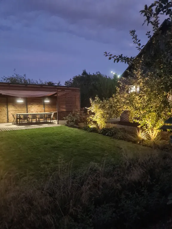 Дом с ландшафтным дизайном