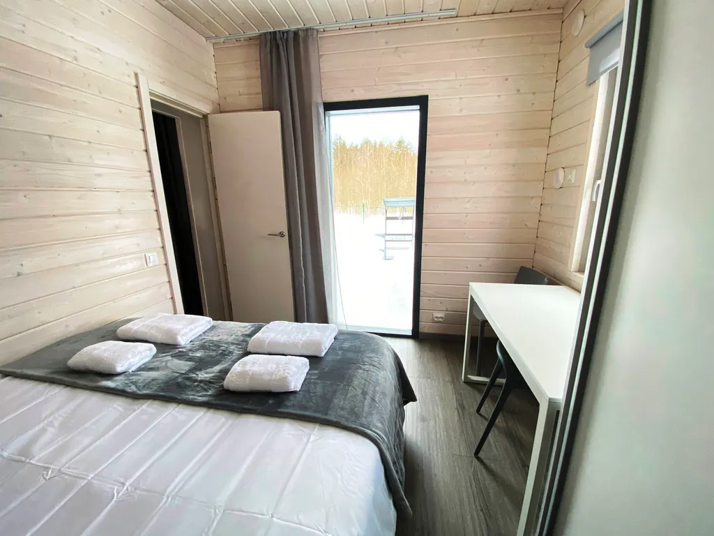 Коттедж Новый уютный дом с кондиционером на опушке леса в 20 минутах от города — Санкт-Петербург