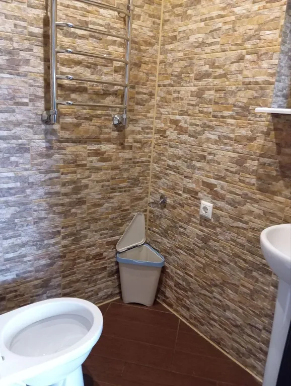 Загородный дом на берегу озера