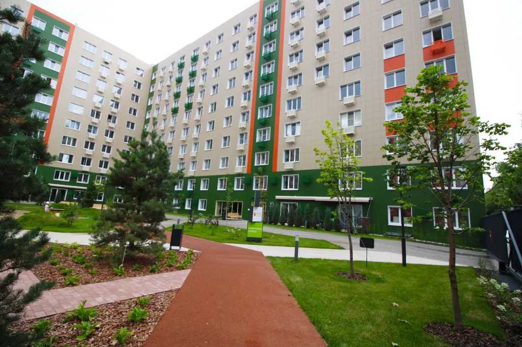 Комфортная студия в доме Привилегия со двором парком