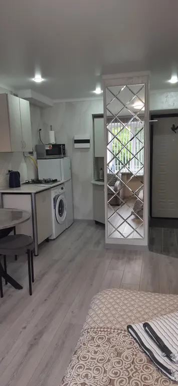 Уютная квартира-студия в тихом районе, рядом бювет с минеральной водой — аренда посуточно в Железноводск