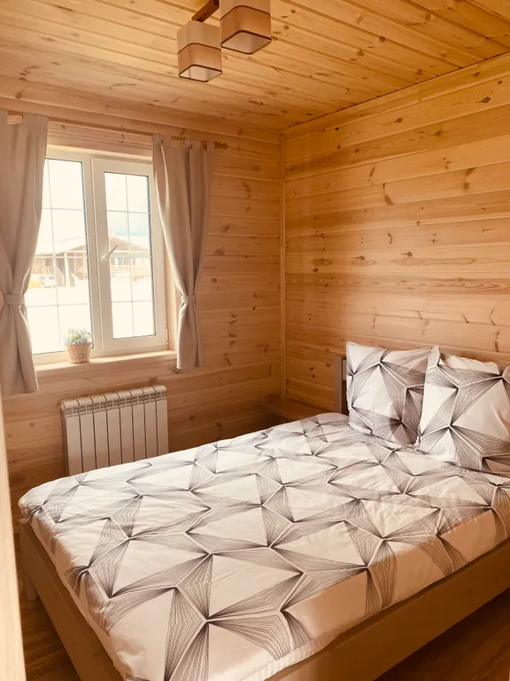 Суздальская дача у реки