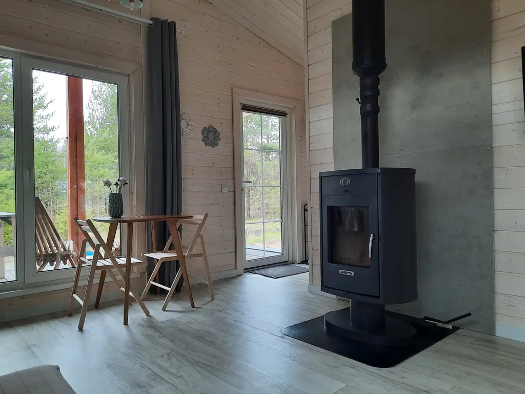 Дом с камином