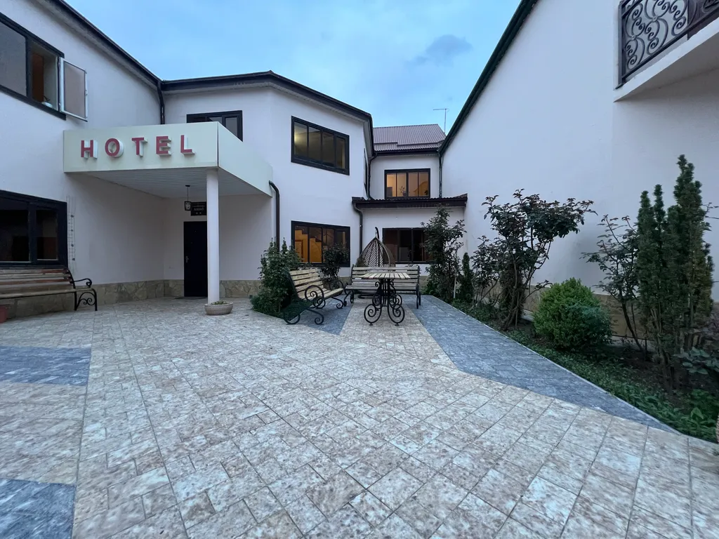 Двухместный полулюкс с видом на горы