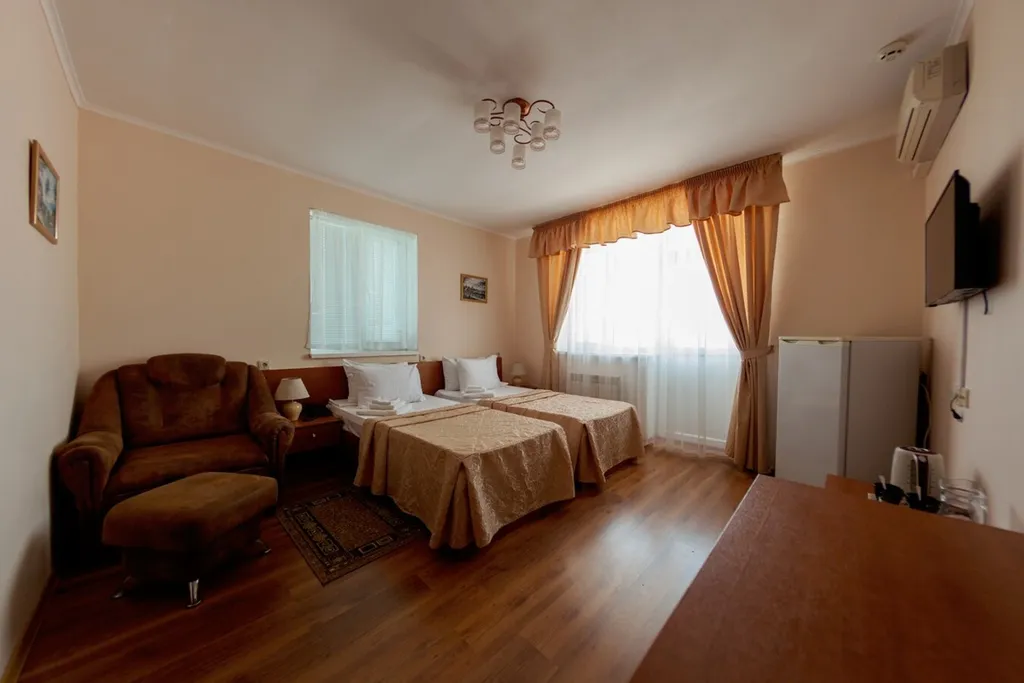 Стандарт-комфорт с балконом (корпус 4)