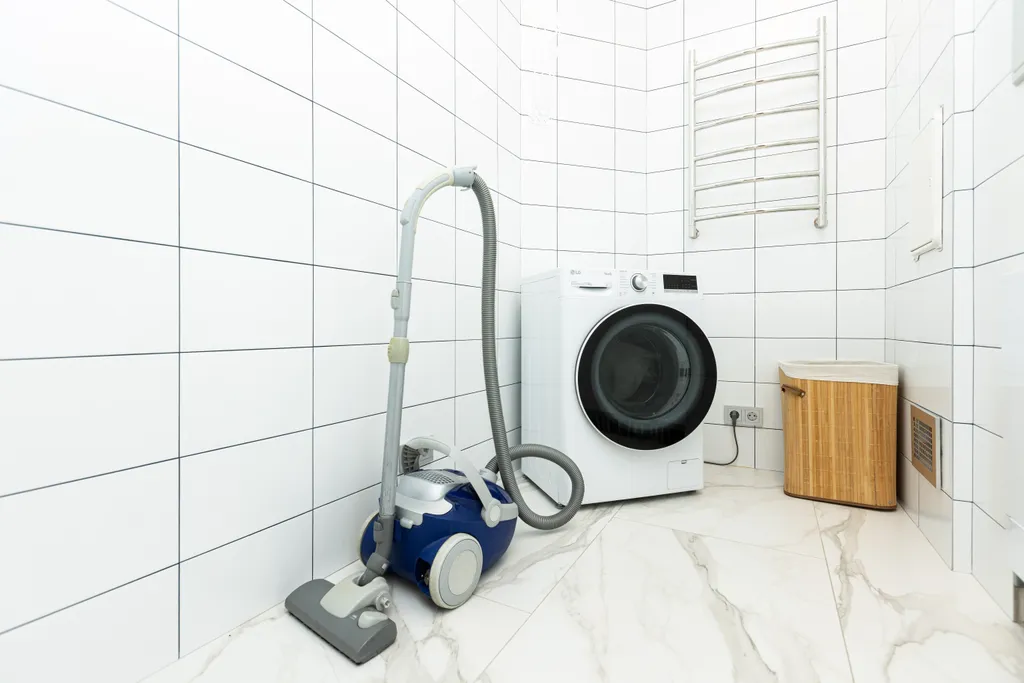 Просторная квартира с живым камином и видом на горы