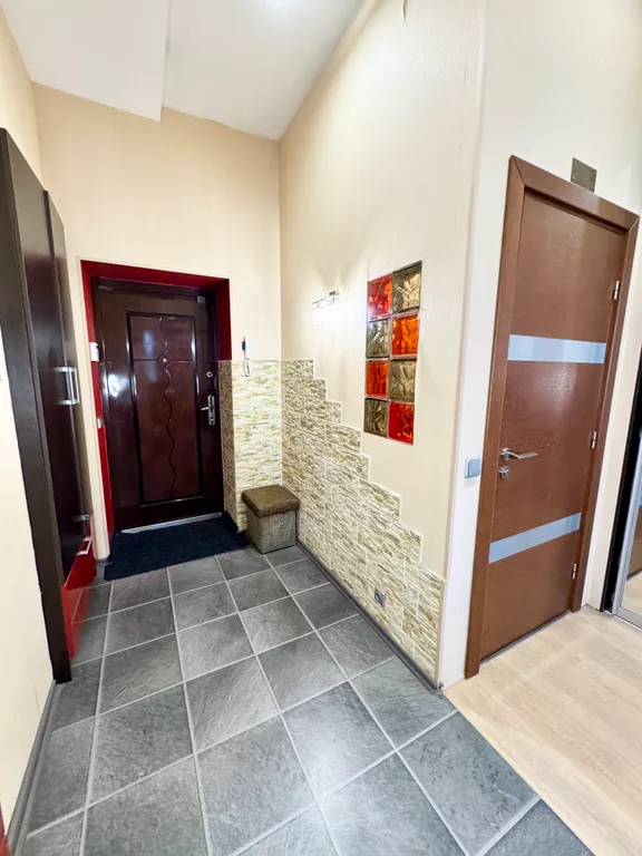 Двухкомнатная квартира в центре с закрытой парковкой