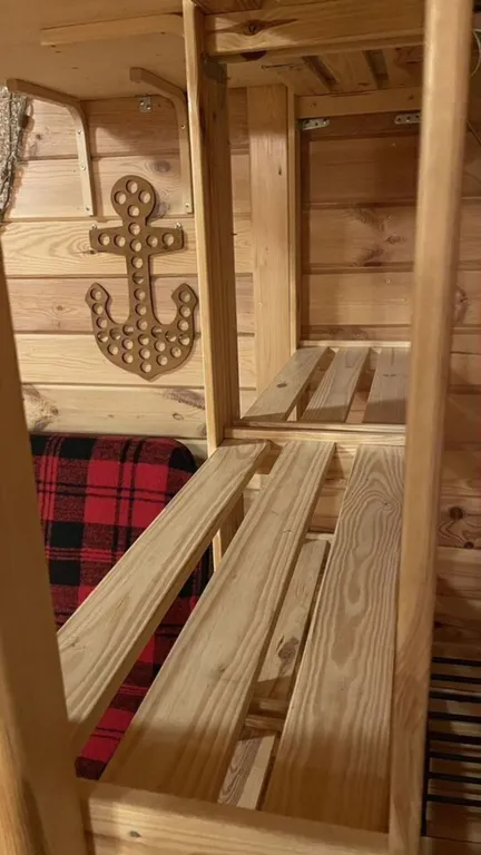 Домик на берегу Оки в сельской усадьбе Варежка