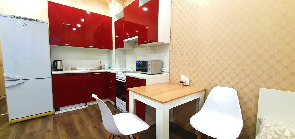 Студия рядом с ЖД вокзалом и ТРЦ  Аура