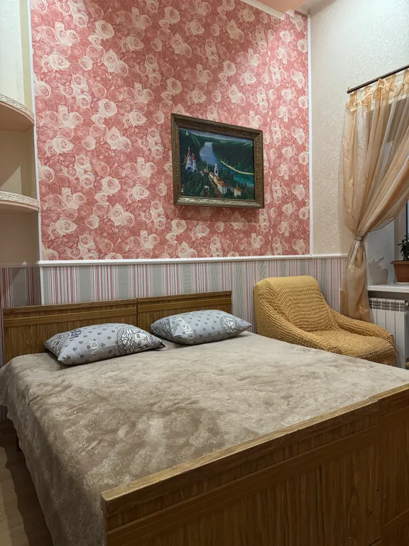 Коттедж Двухкомнатный домик с внутренним двориком в центре города — Евпатория