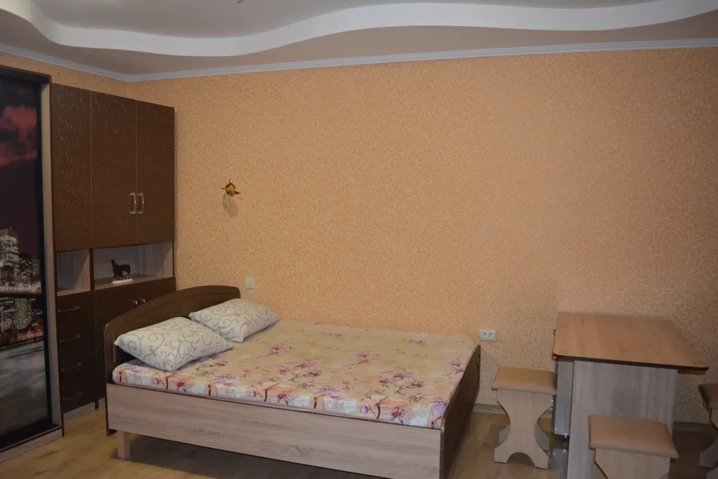 Квартира Квартира Уютный и комфортный трёхкомнатный дом. — Евпатория