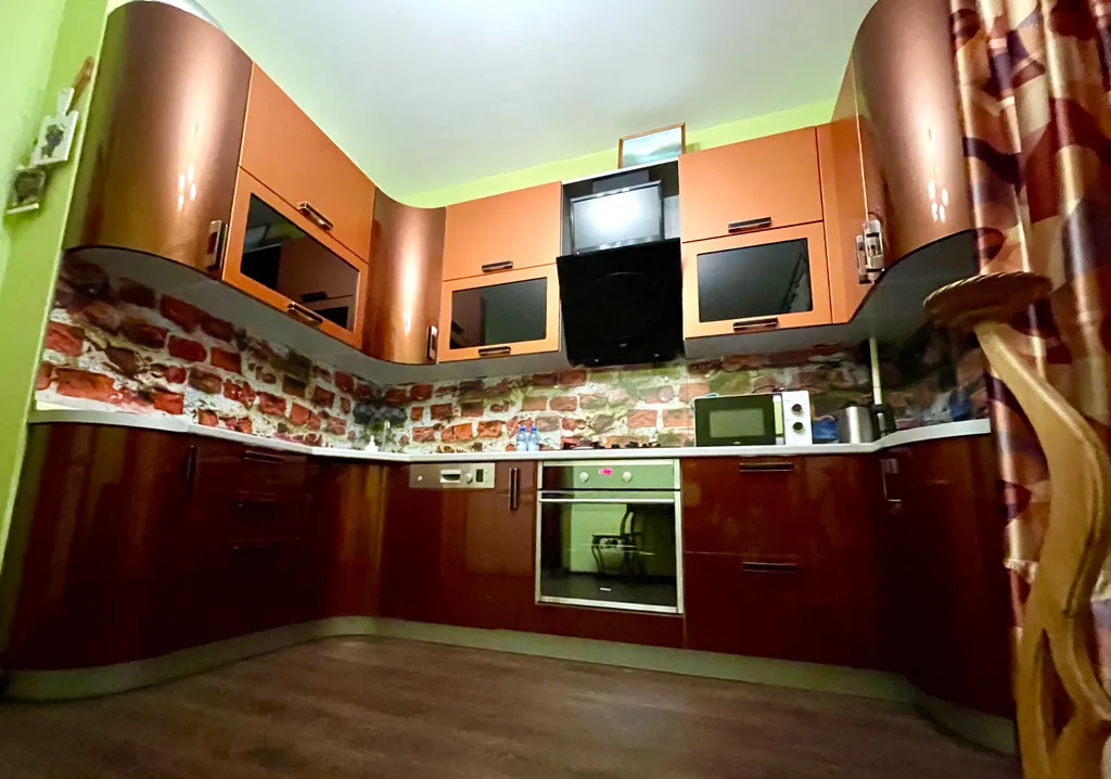 Красивая квартира недалеко от аквапарка в удобном районе