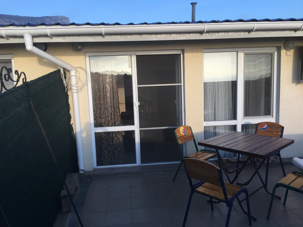 НОВАЯ КВАРТИРА С МАНСАРДОЙ ПАНОРМНЫЕ ВИДЫ НА МОРЕ,ГОРЫ,ФОРОССКИЙ ХРАМ!