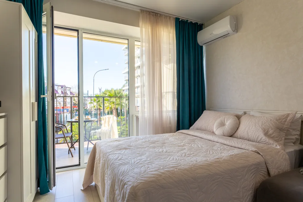 Уютная студия Каравелла 23 с балконом у моря