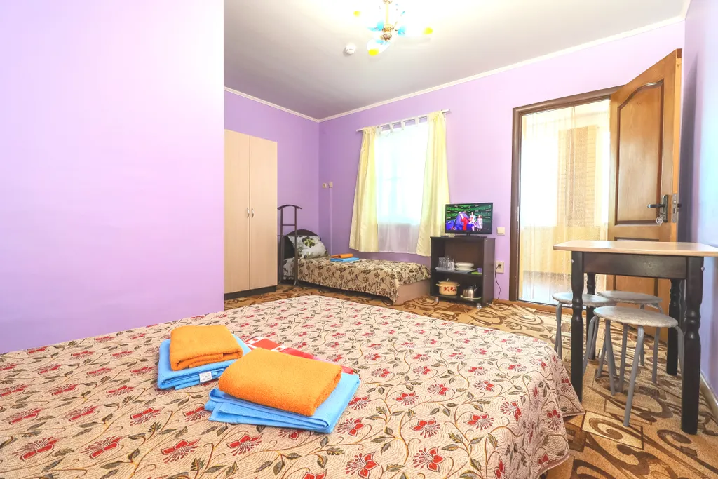 Квартира Комната — Кучугуры