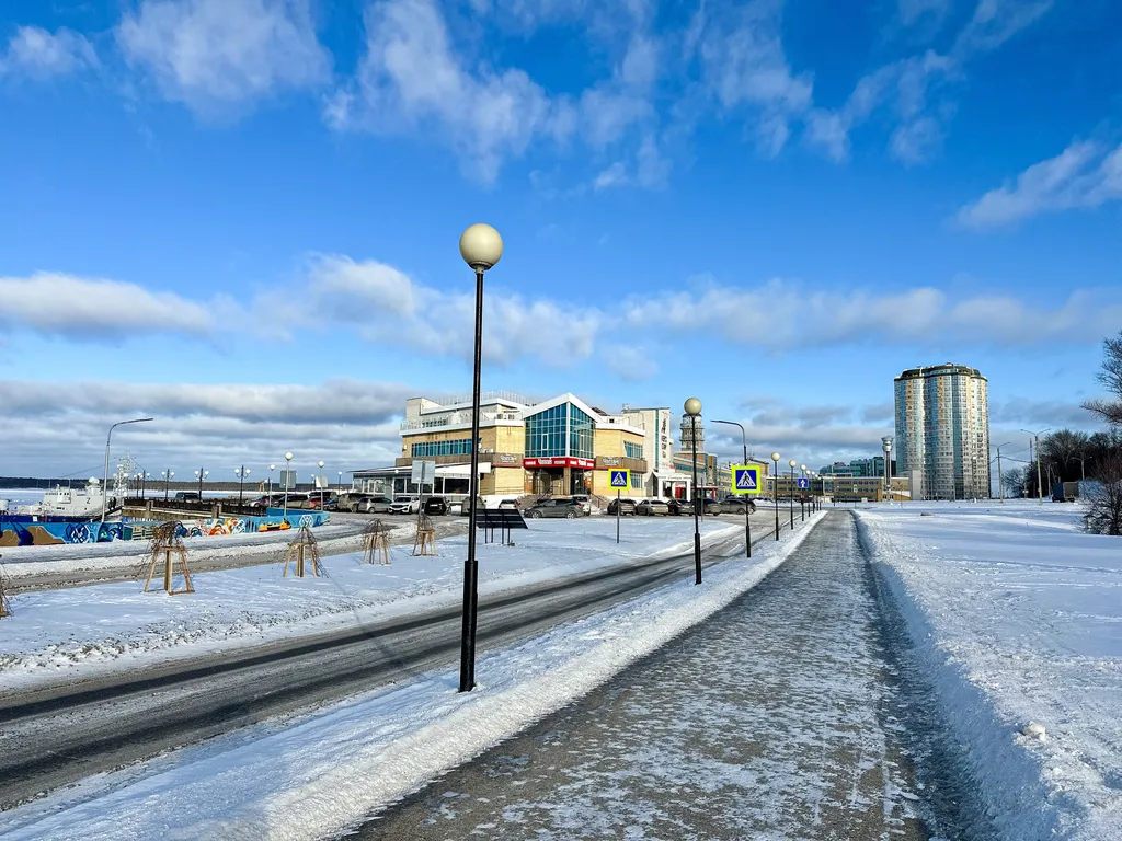 Элитная евродвушка с дизайнерским ремонтом на берегу реки Волга