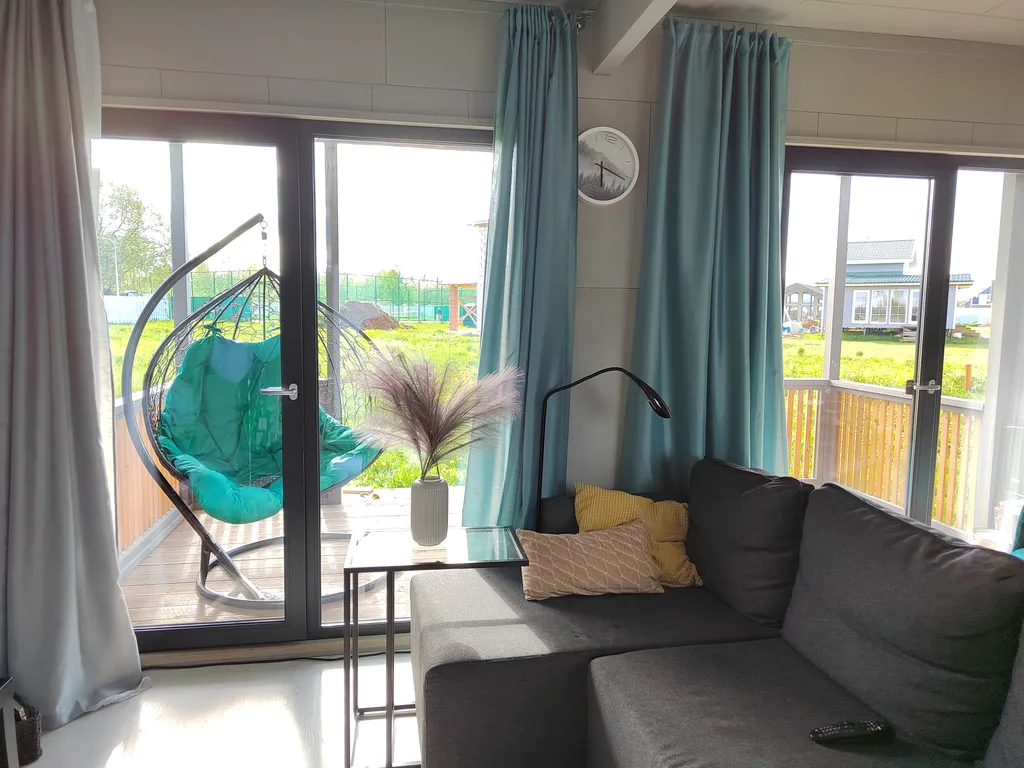 Новый современный стильный дом у озера Суходолье