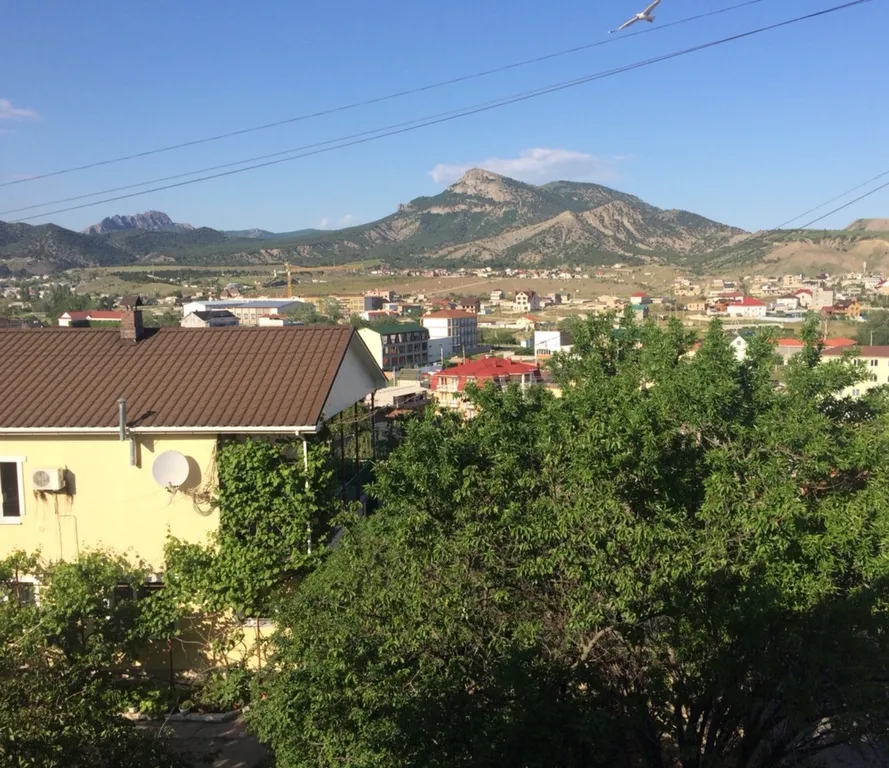 Уютный коттедж с видом на горы